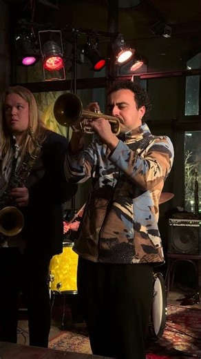 Come and Enjoy these Amsterdam Cat's find new routes in old themes | Live jam from Amsterdam.