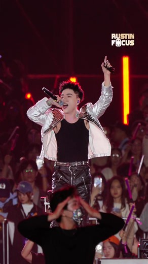 Quang Hùng MasterD Performs