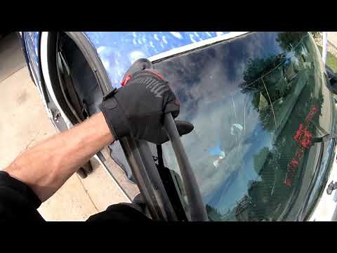 Windshield Replacement on a Ford F250