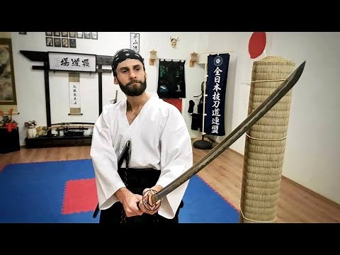 How to Use a Katana Like a REAL Samurai? (Challenges/Tips for the Beginners)