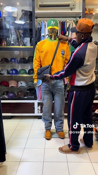 Createur shop (@createur.shop)’s videos with FAIS OH FAIT Gospel remix - STE MILANO FAN CLUB OFFICIEL