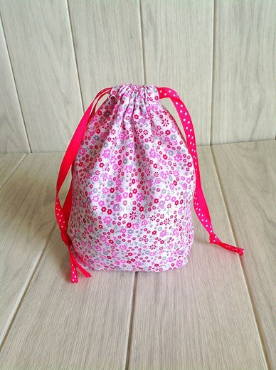 How to Make a Drawstring Bag ( Easy Sewing Project)