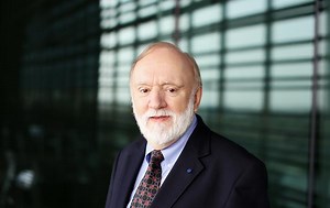 Top 17 Famous Modern Scientists That You Should Know 2026