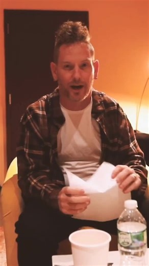 Corey Taylor Talks about His Solo Album 'CMFT' in Interview