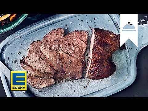 Rehkeule Rezept I Geschmorter Rehbraten mit pochierten Birnen I EDEKA