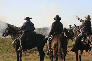 Top 5 Military Weapons of the 19th Century (1800-1900)