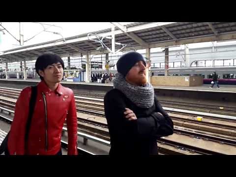 Bullet train passing through Koriyama station - jump to 0:58