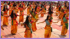 Folk dance around the world. 4: Indian dance