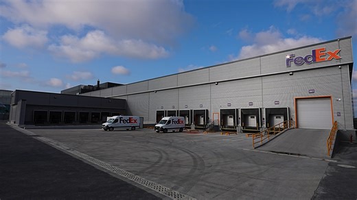 Get a peek inside our new global air transit facility at Istanbul Airport! ✈️ With 30 weekly FedEx flights, it connects key markets across Europe, the Middle East and Asia. 🚀 The facility also processes up to 7,000 packages per hour, and uses AI-powered high-speed x-ray machines to enhance shipment screening. | FedEx