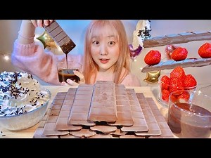 ASMR Crispy Chocolate Ice Cream🍫🍓🍨【English subtitles】【Mukbang/ Eating Sounds】