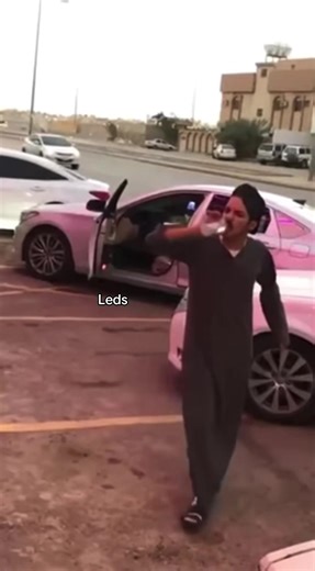 فلان ماذا فعل؟ كوميديا وذكريات في الحياة اليومية