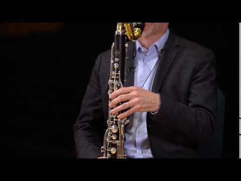 What does a bass clarinet sound like? (Scale)