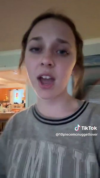 10piecemcnuggetlover (@10piecemcnuggetlover)’s videos with original sound - Sam Jorden