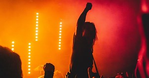 35 Best Sad Rock Songs of All Time (Saddest Rock Tracks)