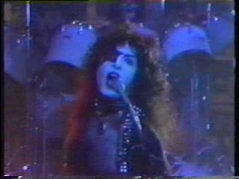 KISS - Detroit Rock City - Live 1976