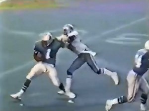 🏈On September 29, 1985 Houston Oilers quarterback Warren Moon is sacked 12 times in a 17-10 loss to the Dallas Cowboys at the Astrodome to tie an NFL record. Dallas’ Ed “Too Tall” Jones, Randy White and John Dutton had 2 sacks each while Ron Fellows snagged 2 interceptions for the Cowboys. Dallas running back Tony Dorsett carried the ball 23 times for 159 yards.🏈 | Davenport Sports Network