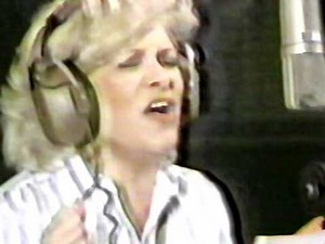 It's Only Make Believe Carroll Baker & Conway Twitty