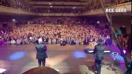 Live in Capitole Gent speelt Night Fever het allerbeste uit het repertoire van de Bee Gees. De show staat als een huis en is een must see voor iedere Bee Gees fan ✨ Geniet van 'Words,' 'To Love Somebody', 'More Than A Woman', 'How Deep Is Your Love' en nog veel meer wereldhits van de Bee Gees, live gespeeld door de 9-mans formatie Night Fever uit Duitsland. Wil jij erbij zijn? Koop hier je tickets: www.bestofthebeegees.be | Night Fever - the very best of the Bee Gees - NL