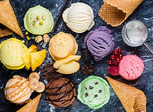 9 Best 'Healthy' Ice Creams, According to Dietitians