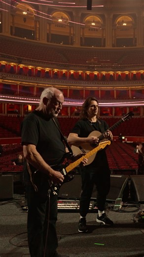 Watch David and the band soundchecking High Hopes at the Royal Albert Hall, one of the venues for his new live album, The Luck and Strange Concerts, which is out on 17th October alongside the Live at the Circus Maximus concert film. Pre-order now at https://davidgilmour.bio.to/DavidGilmourLive_Shop 📹Gavin Elder | David Gilmour