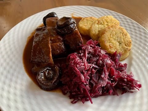 Geschmorte Rehkeule - ein Klassiker für das Weihnachtsfest 2020 #WildaufWild #Jagd #Weihnachtsbraten