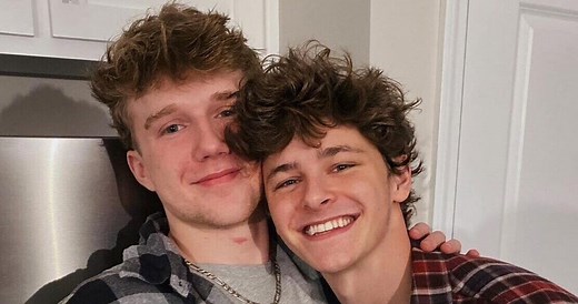 These two gay and bi college athletes are in love- Outsports