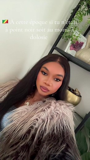 À cette époque il était obligatoire que tu sois à point moi soit dolisie ou copine d’un footballeur professionnel 😝😝😝😝