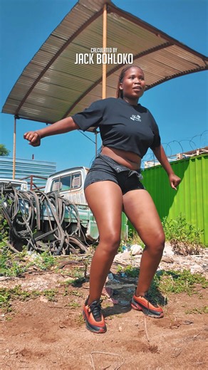 Dancer: Kenny Legops Song Title: E Vukile Large Music by Figos Pakara | Jack Bohloko