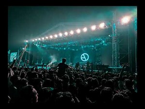 Crowd Excited Party Ambience Sound Effect