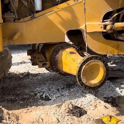 This CAT Planetary Gear Was Shredded to Pieces — Watch the Impossible Restoration | Machine & Technology