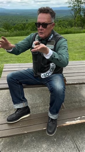 ROBERT PATRICK | How The Boozefighters got their colors and those green & white jerseys 👍🏼 #bfmc #motorcycleclub #didyouknow | Instagram