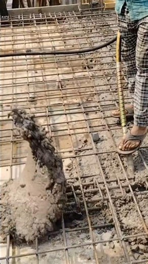 Rural roof beam concrete pouring technique