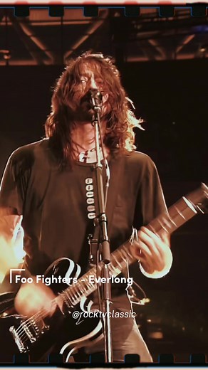 Foo Fighters Live Performance of Everlong at Wembley Stadium