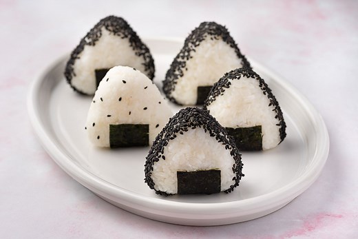 How To Make Onigiri, Japanese Rice Balls