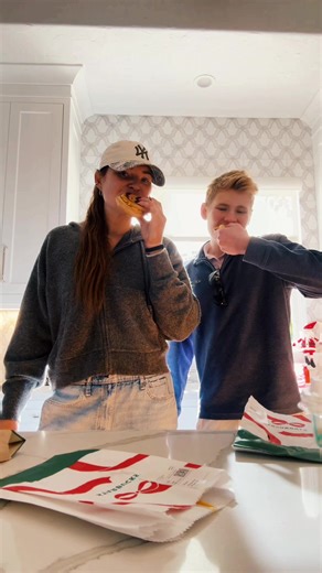 HAPPY BIRTHDAY TO MY CHICKEN NUGGET @Sam Baron230 🤍🤍🤍