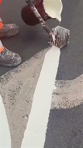 the process of making a challenge line using tools#shorts #trending #youtubeshorts