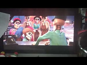 Coco (2017) Arrival Agent's Defeat