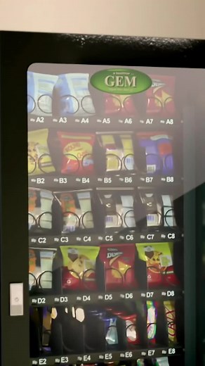 🪙👉🍫 Stream Machines: How They Work on discovery | Science Channel