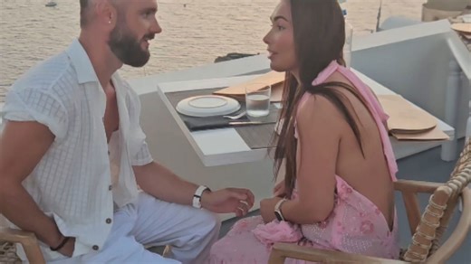 Gentleman proposes to the love of his life in nature’s cinematic setting