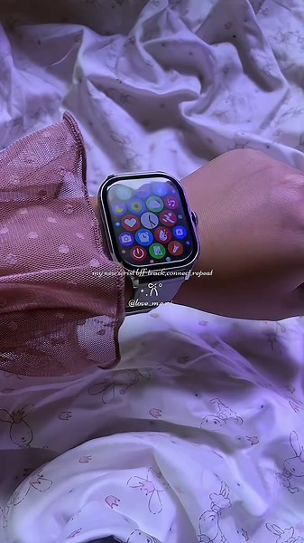 Top Smartwatch Features to Enhance Your Tech Experience