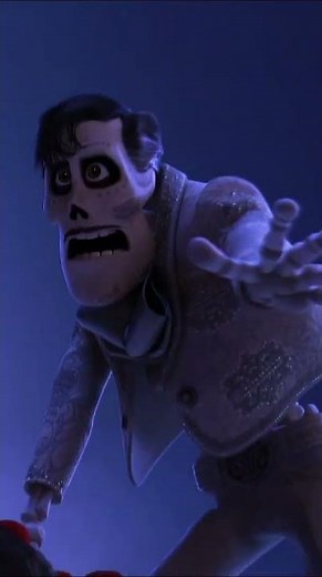 ⚔️ Hector vs. Ernesto | Coco | Disney Kids