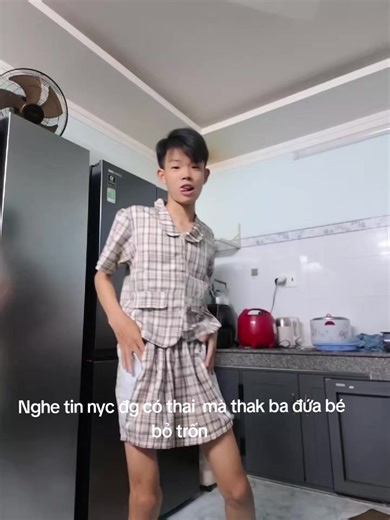 Gà mái nuôi con#xuhuong #foryou #bienhoa