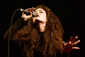 How Lorde Prophesied the Tumblr Generation’s Bittersweet Coming-of-Age on ‘Ribs’