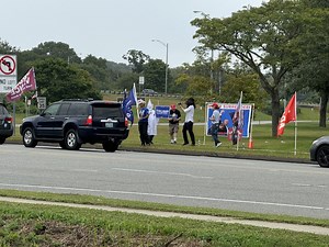 Man dressed as KKK member not affiliated with Trump rally in Mystic
