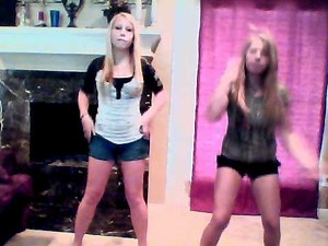 Pretty Rave girl Dance