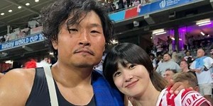 ラグビーW杯、日本代表・稲垣啓太選手＆稲垣貴子夫妻の“ハグ動画”に感激の声「泣ける」「素敵な夫婦」 - モデルプレス