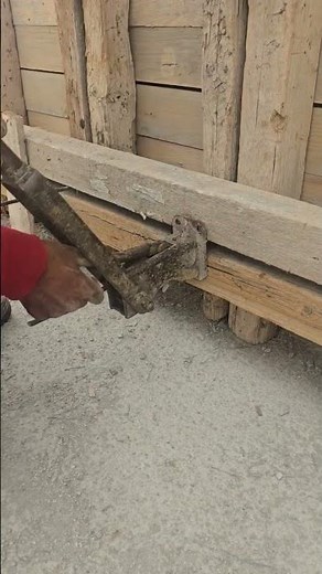 Old-School Formwork System in Action 🔨 | Concrete Wall Construction