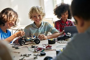 Start A Robotics Program At Your School (2022 Education Guide) - Learn Robotics