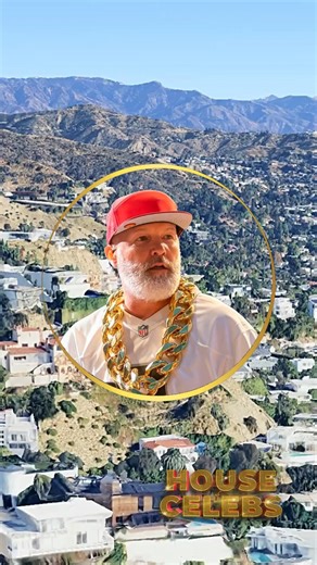 🎬 Fred Durst’s Los Angeles Mansion – $4.5 Million Legendary Estate 🌴 Fred Durst, frontman of Limp Bizkit, owns this stylish $4.5 million residence in Los Angeles, California. Spanning 4,363 sq. ft. with 4 bedrooms and 5 bathrooms, the home blends modern luxury with Hollywood history — it was once owned by the legendary actor Marlon Brando. This connection between rock and film royalty makes the property one of the most intriguing in Durst’s collection, symbolizing a mix of rebellion, creativit