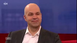 Sprit, Strom, Lebensmittel - alles ist teurer. Und es kann noch teurer werden. Hohe Preise, niedrige Zinsen. Die Geldschmelze macht Angst. Zeit, über Geld zu reden. Das haben wir mit einem der renommiertesten Wirtschaftswissenschaftler der Welt gemacht: Marcel Fratzscher. ➡️ https://1.ard.de/Marcel_Fratzscher | DAS! im NDR Fernsehen